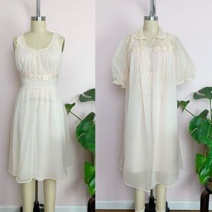 💓 60s Rose Petal Nightie + Robe